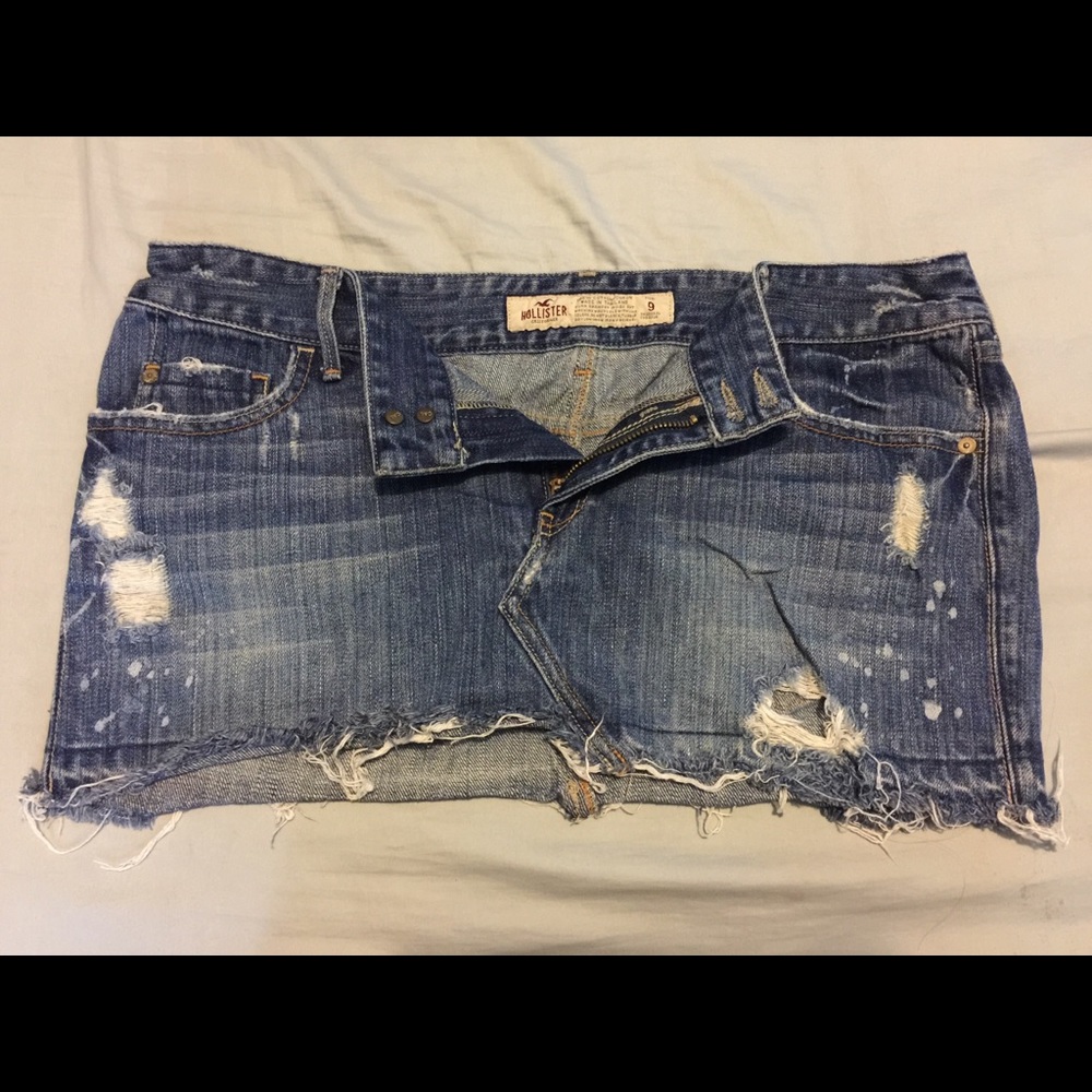HOLLISTER mini jean skirt